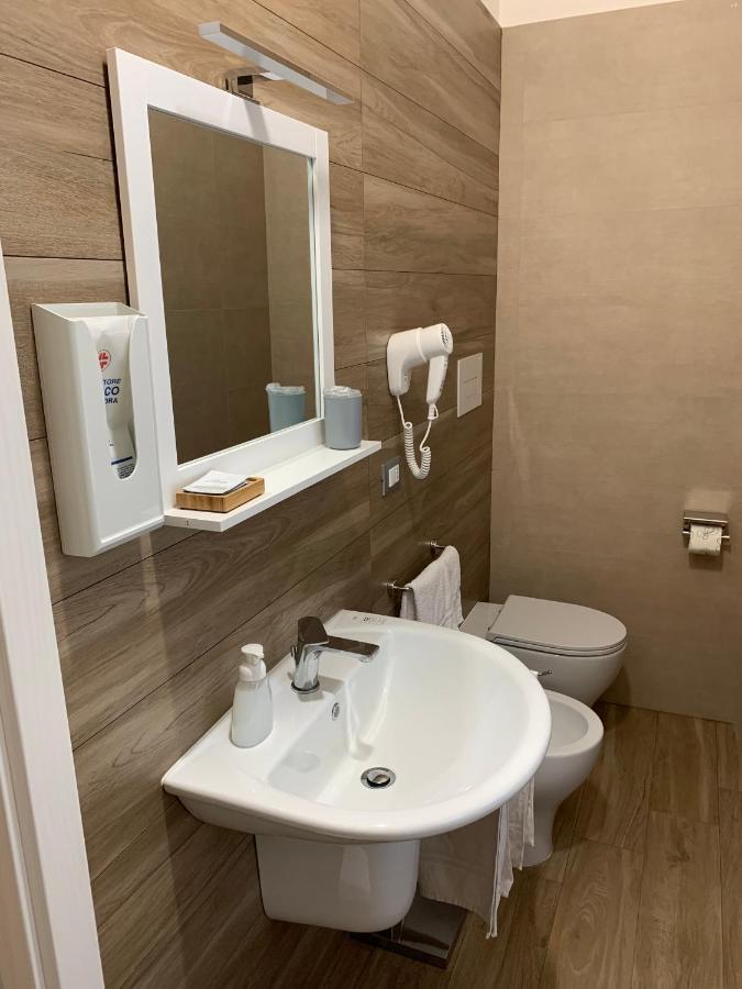 B&B Piano Romano -Con Parcheggio Privato Gratuito- Foggia Exteriör bild